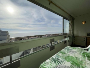 Appartement 2 pièces avec loggia, à 200m de la mer, 4 couchages, avec TV et lave-linge séchant - FR-1-224C-213